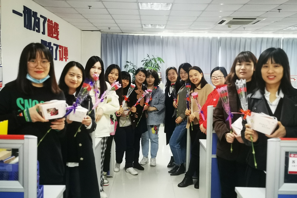 上汽紅巖.jpg 上汽紅巖.jpg